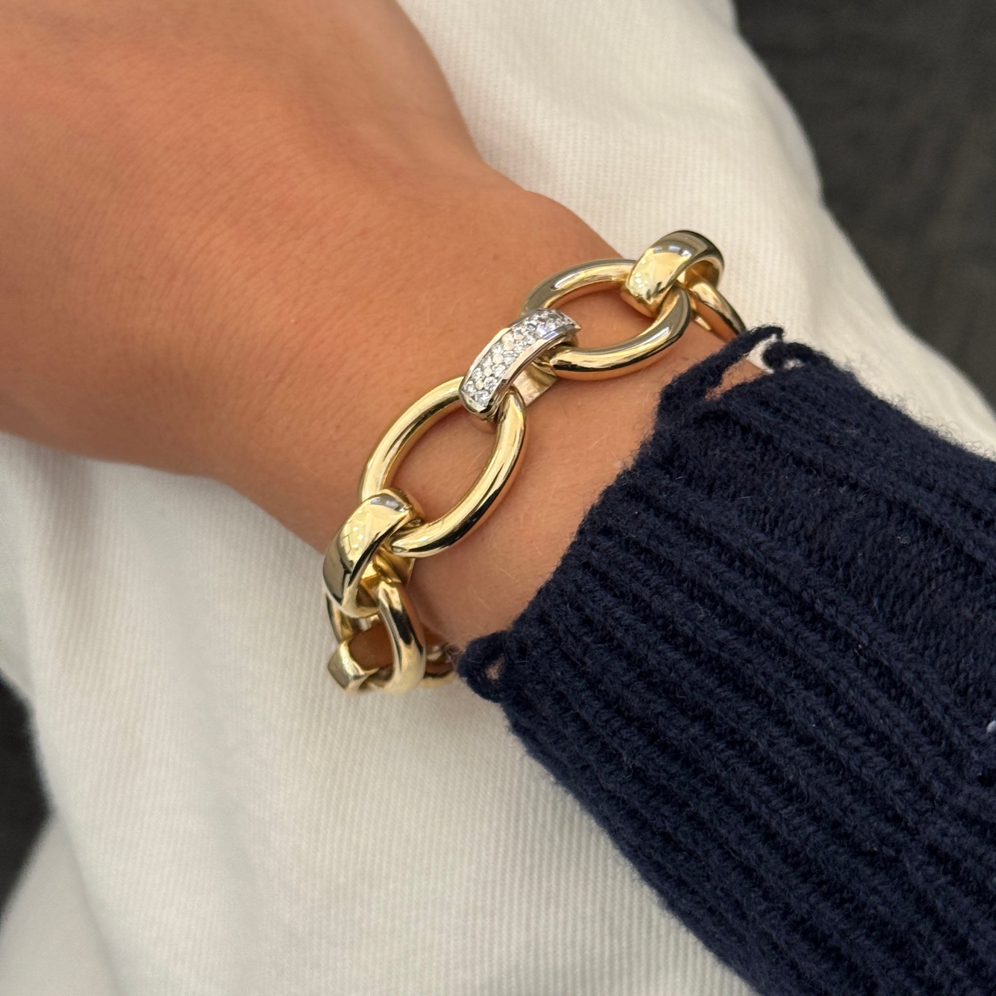 Diamond Pavé Accent 14K Yellow Gold Oval Link Bracelet