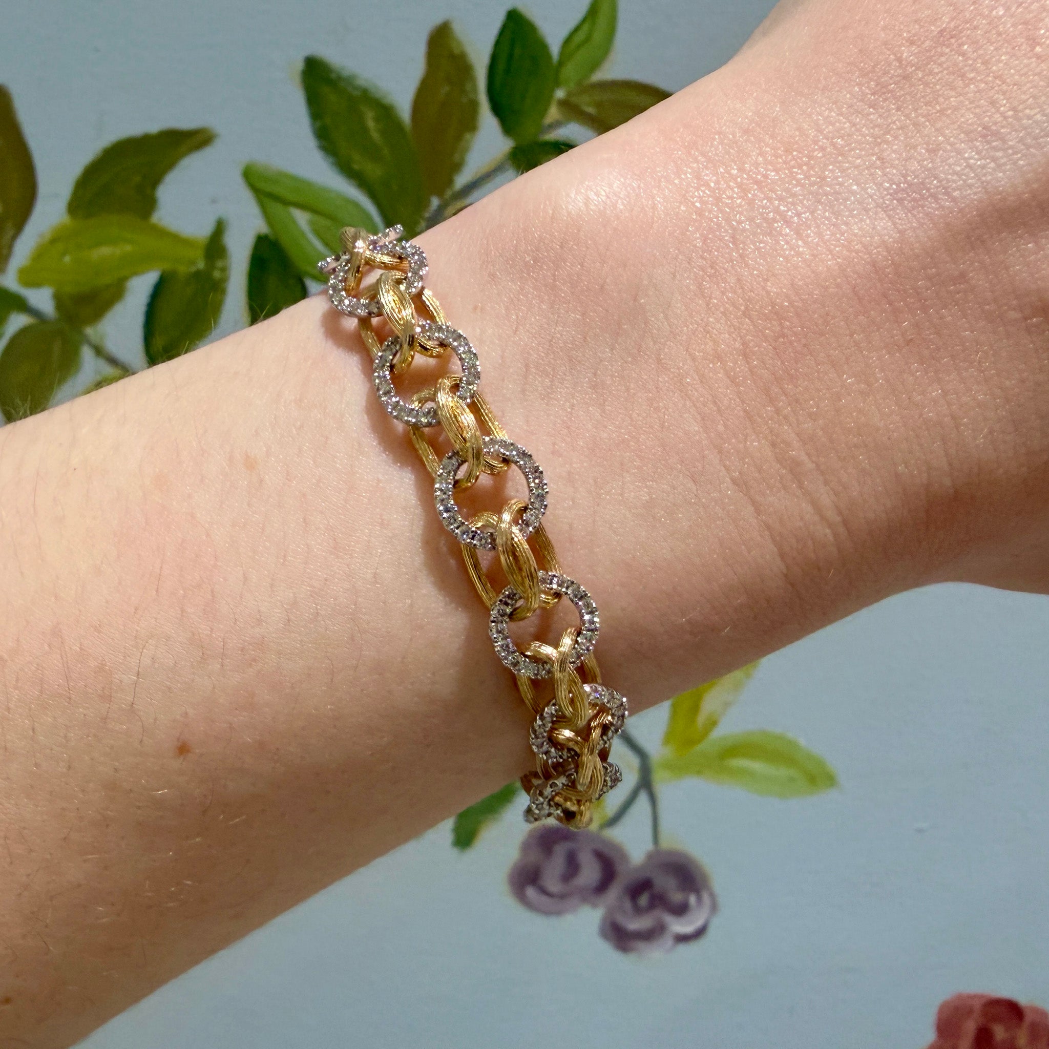 2.20ctw Diamond Pavé & Textured Double Link 14K Gold Bracelet