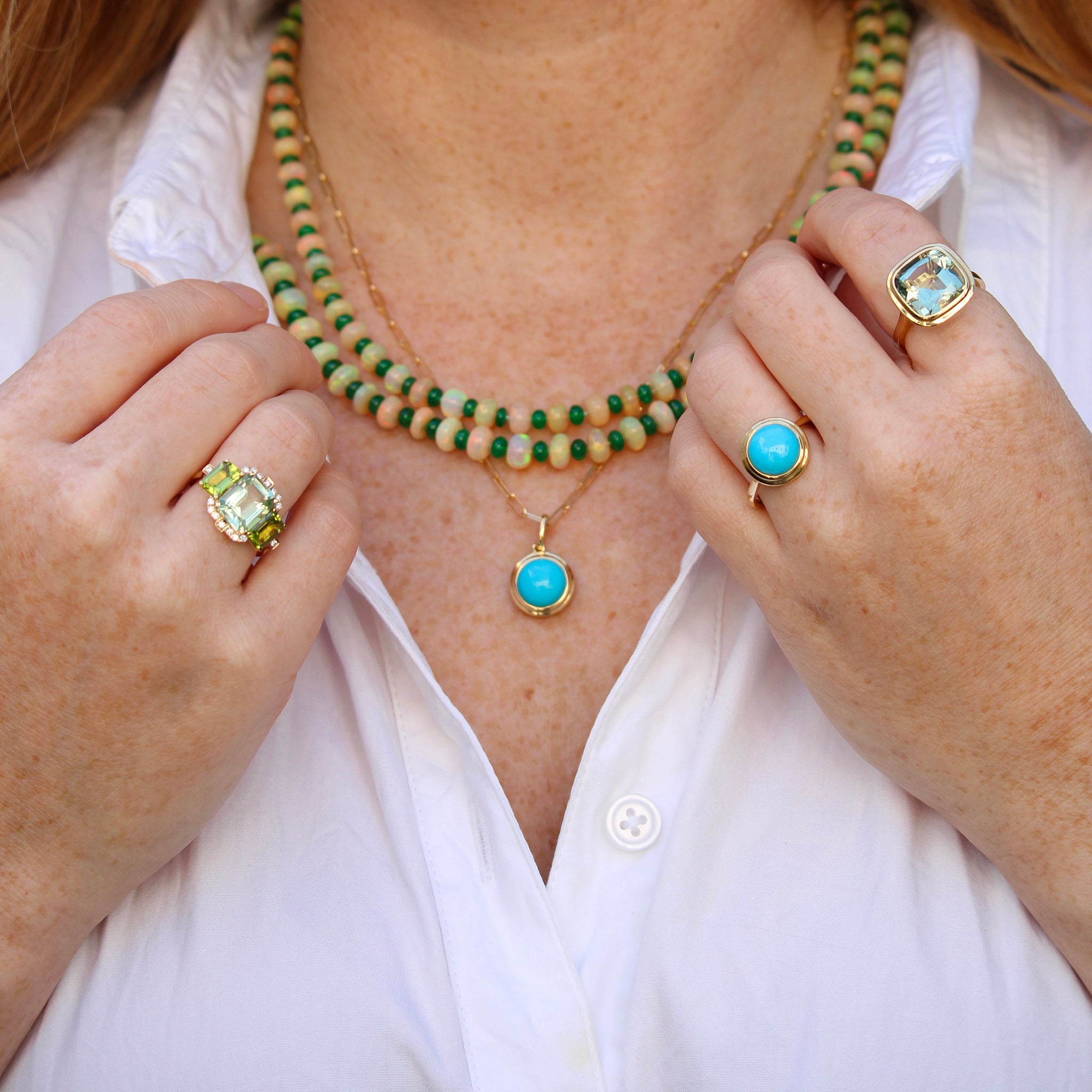 Goshwara Round Cabochon Turquoise 18K Gold Ring