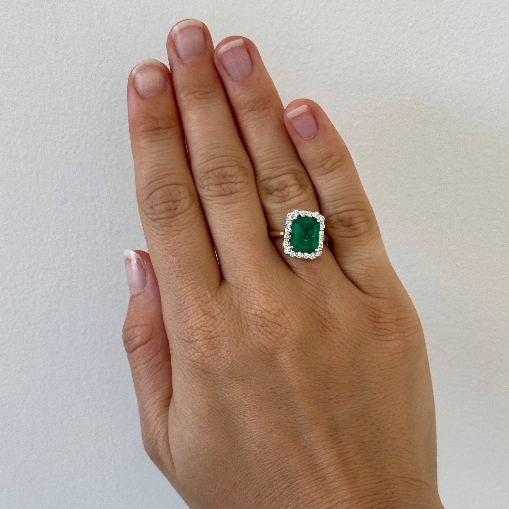 3ct Emerald & Diamond Platinum 18K Gold Ring