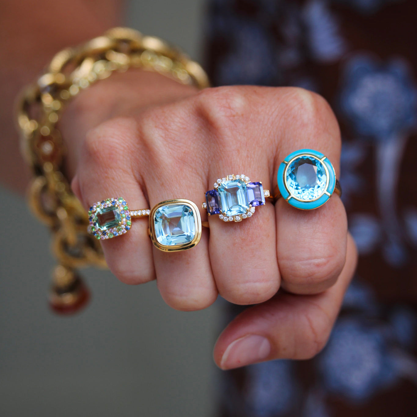 Goshwara Oval Blue Topaz & Turquoise Inlay 18K Gold Ring