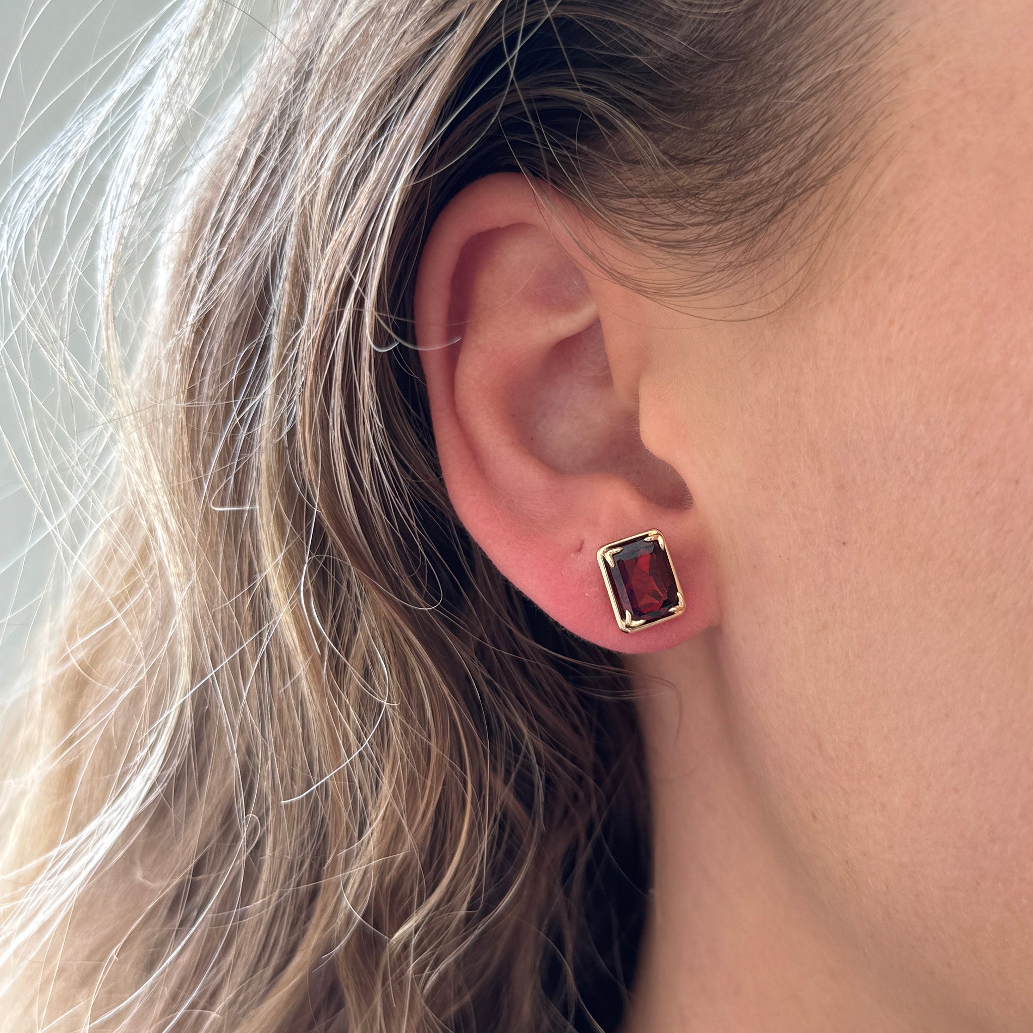 Garnet 14K Yellow Gold River Stud Earrings