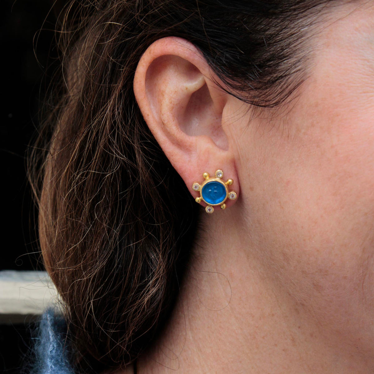 Elizabeth Locke Peacock 'Tiny Bee' Stud Earrings