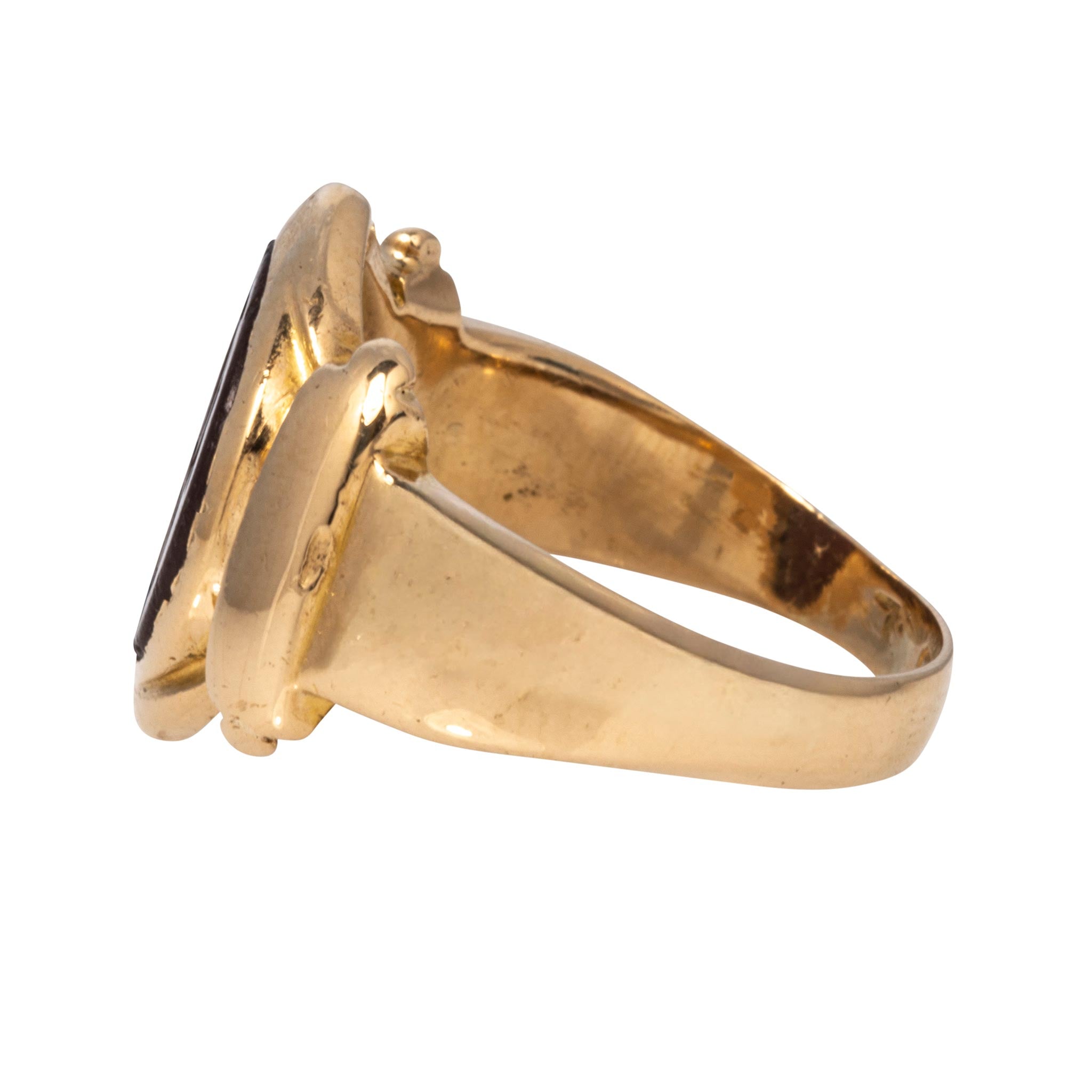 Vintage Carnelian Intaglio 18K Yellow Gold Signet Ring