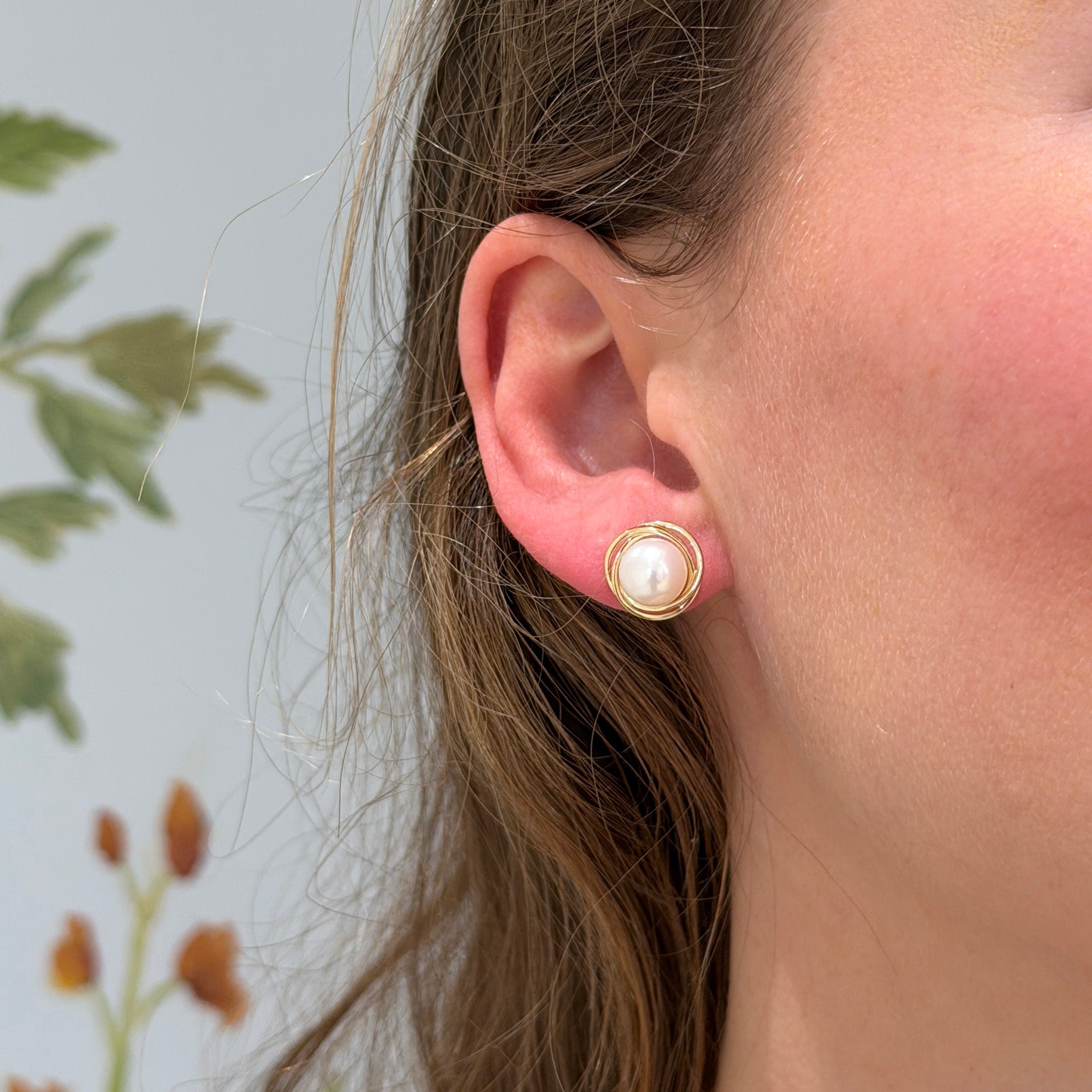 Button Pearl 14K Yellow Gold Knot Stud Earrings