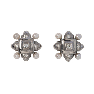 Diamond & Pearl Snowflake Platinum Stud Earrings