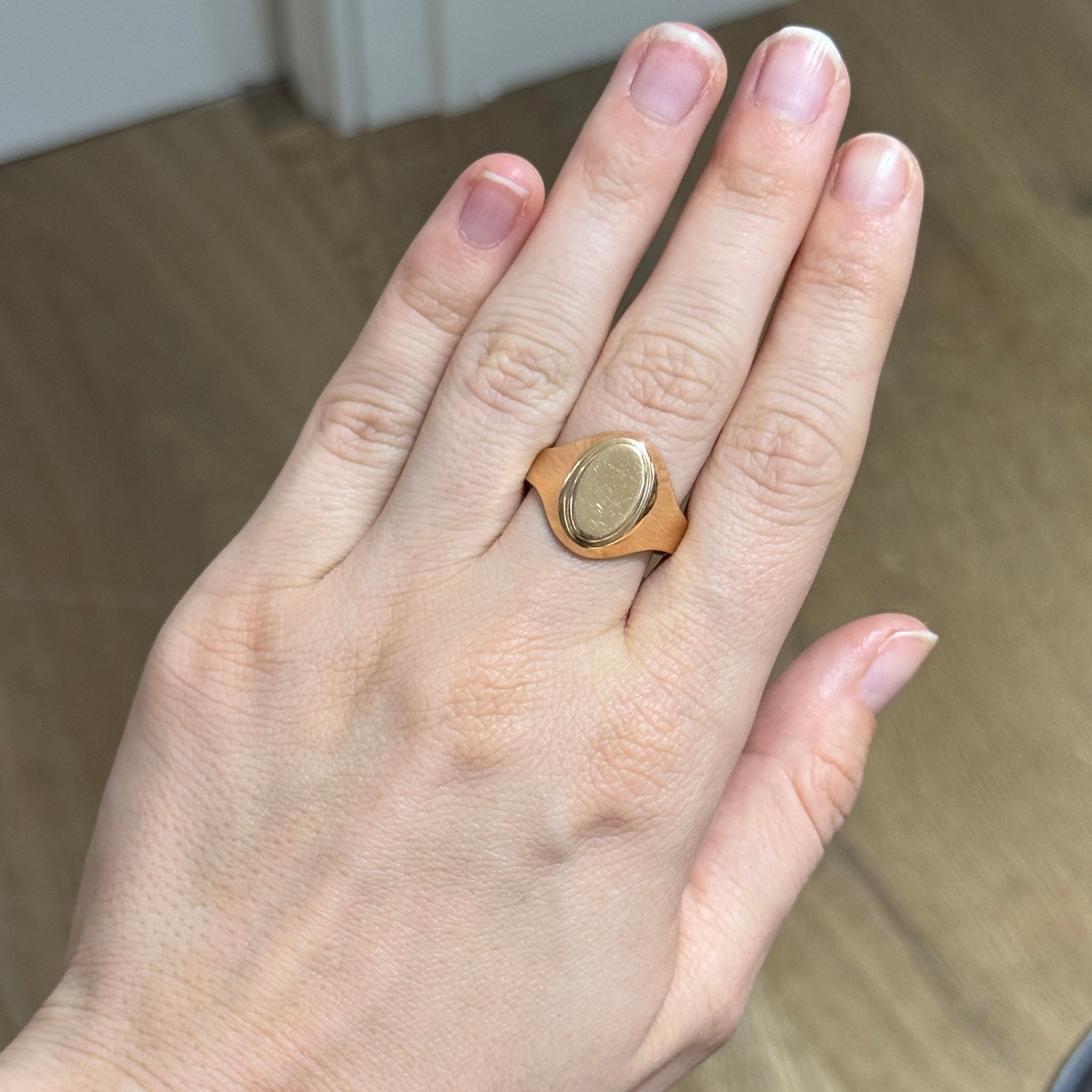 Vintage 14K Rose Gold Oval Signet Ring