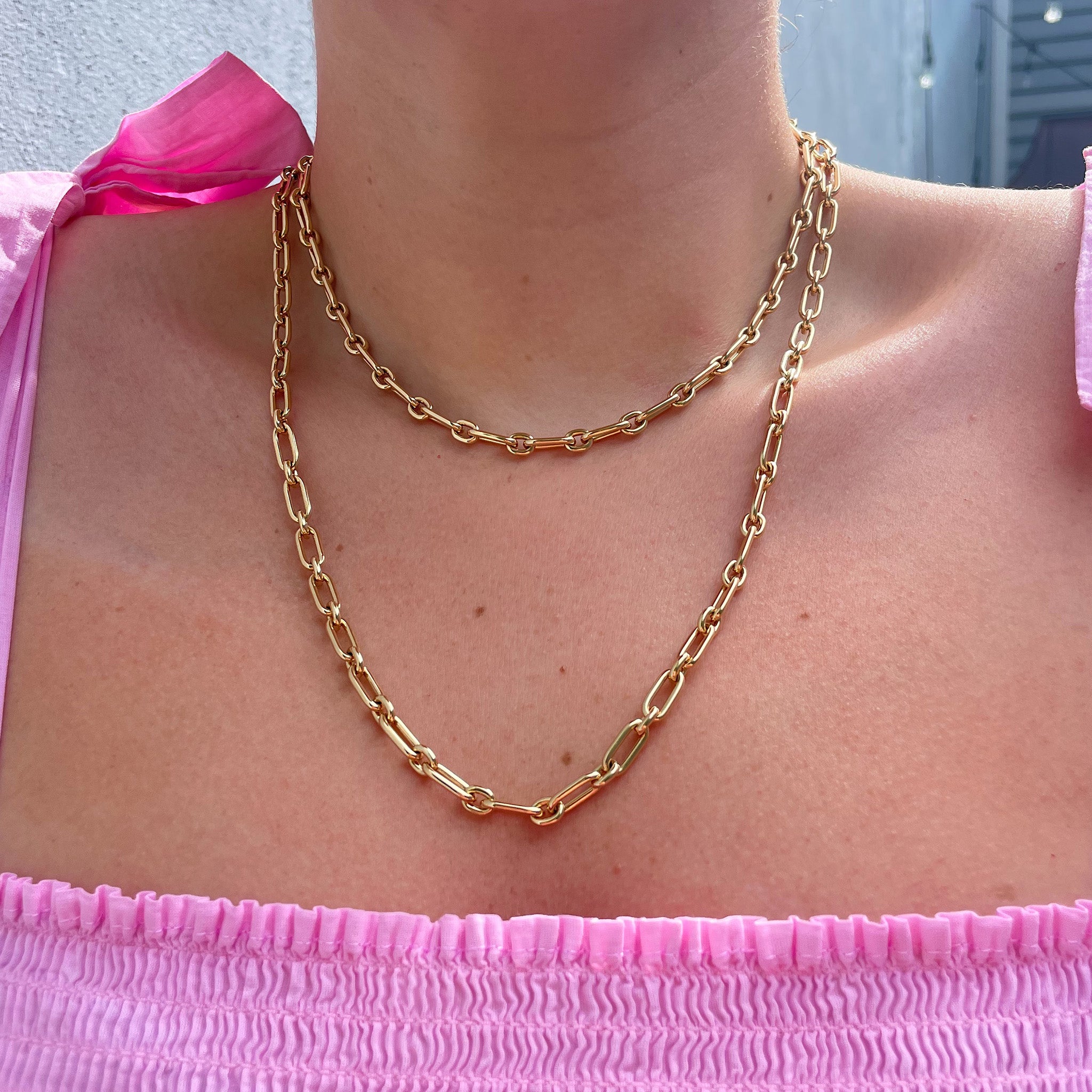 18K Yellow Gold Italian Oblong Oval Link Necklace