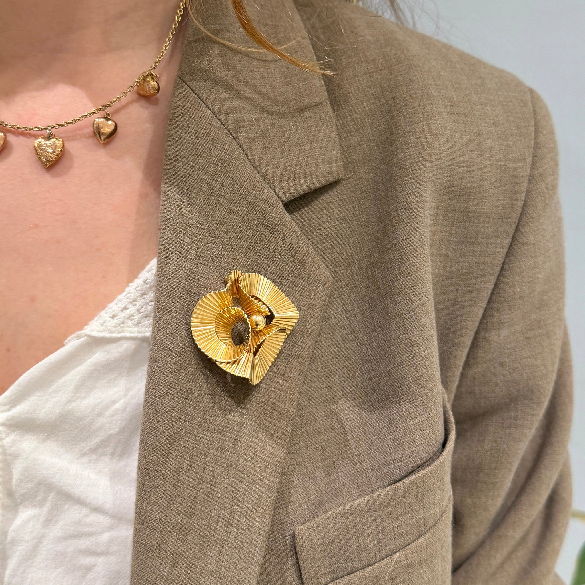 Estate Tiffany & Co 14K Yellow Gold Ribbon Brooch