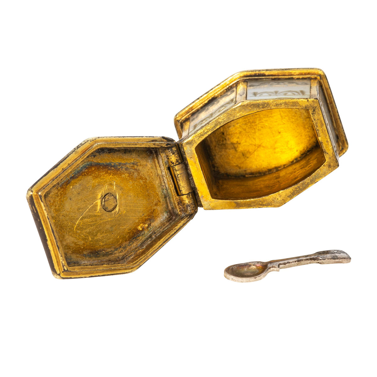Georgian Mother of Pearl Pinchbeck Snuff Pendant