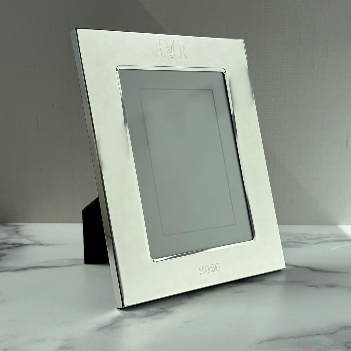 Silver-Plated Plain Wide Picture Frame 5x7 with machine engraving