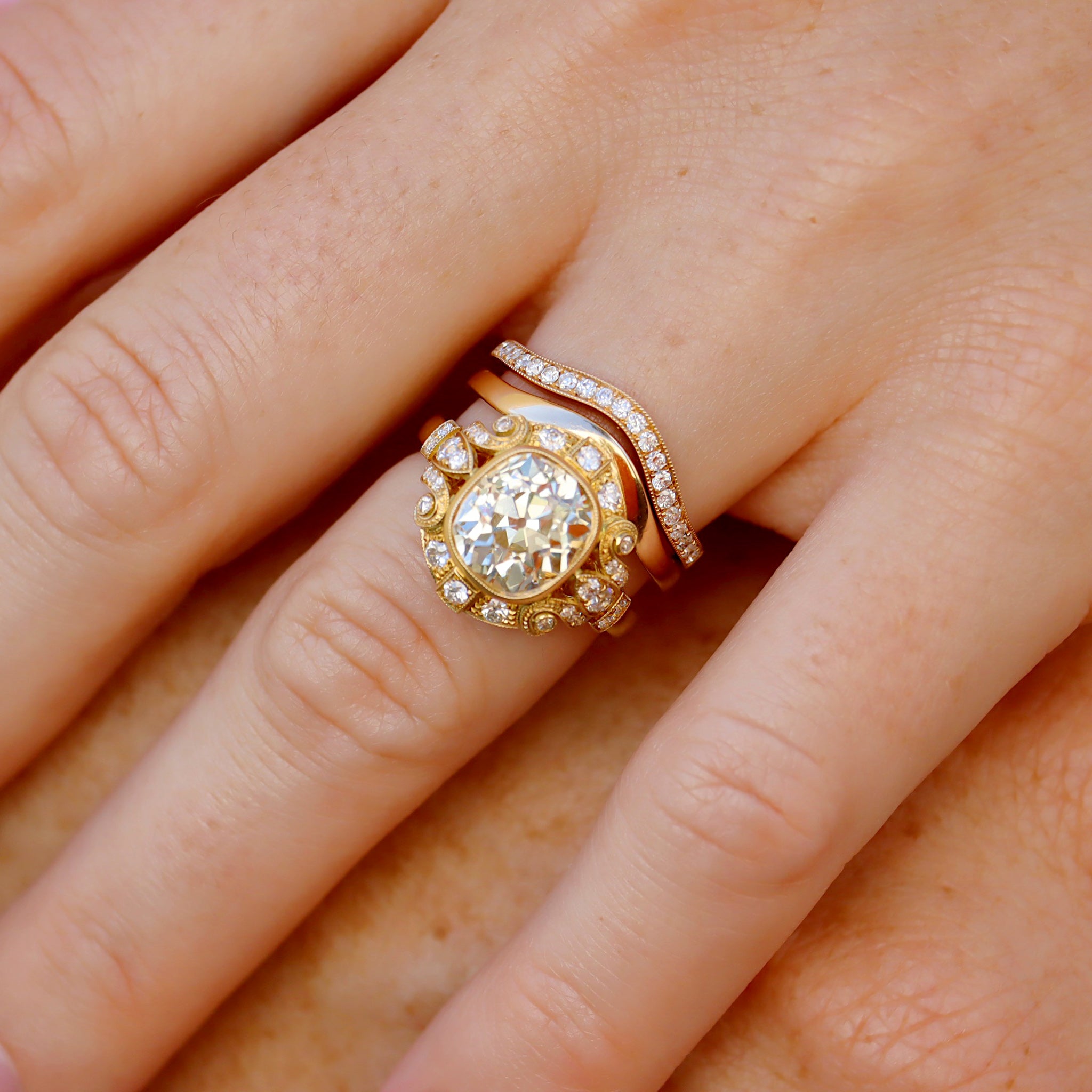 Single Stone Tiffany Ring, Single Stone Diamond 18K Yellow Gold Grace Band