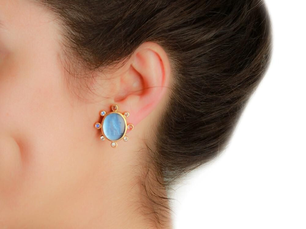 Elizabeth Locke Light Aqua “Goddess With Wheat” Earrings