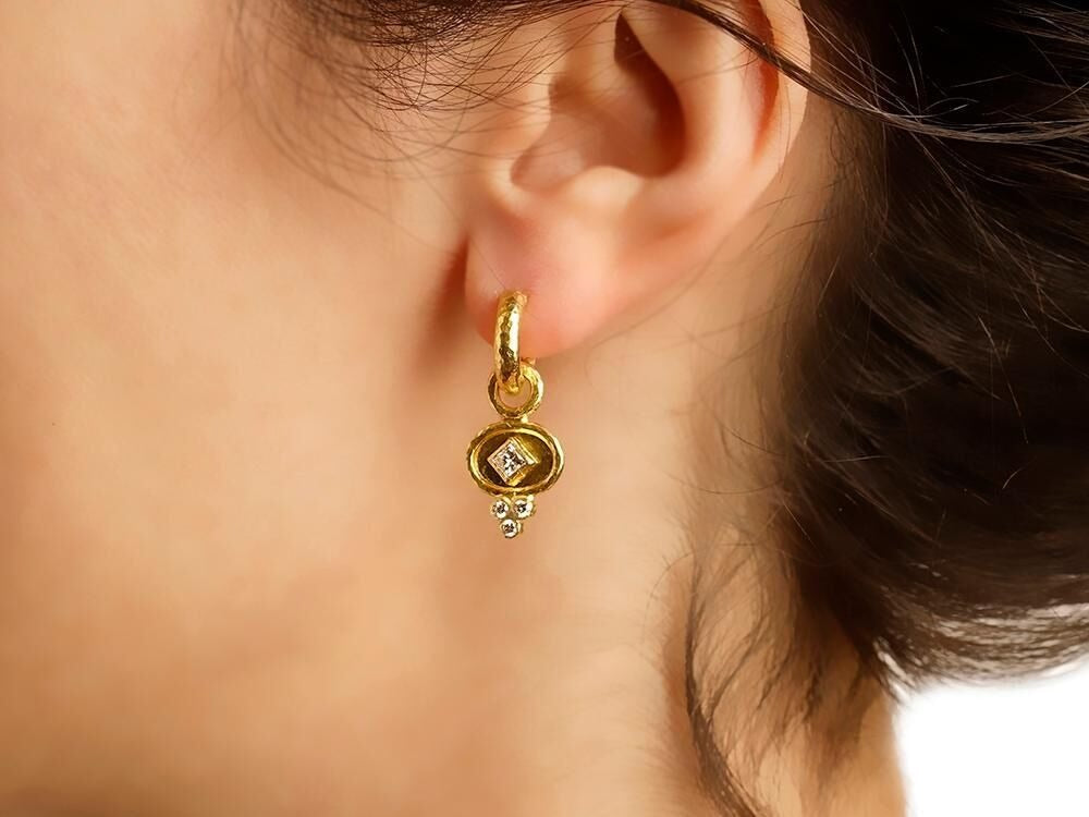 Elizabeth Locke Diamond Horizontal Oval Disk Earring Charms