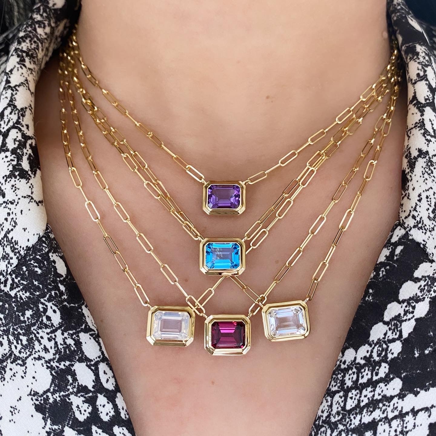 Goshwara Emerald-Cut Garnet 18K Gold Pendant Necklace