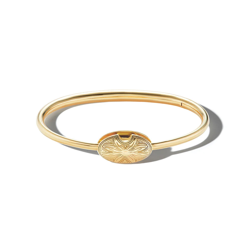 Marla Aaron 18K Yellow Gold Oval Musgrave Bangle