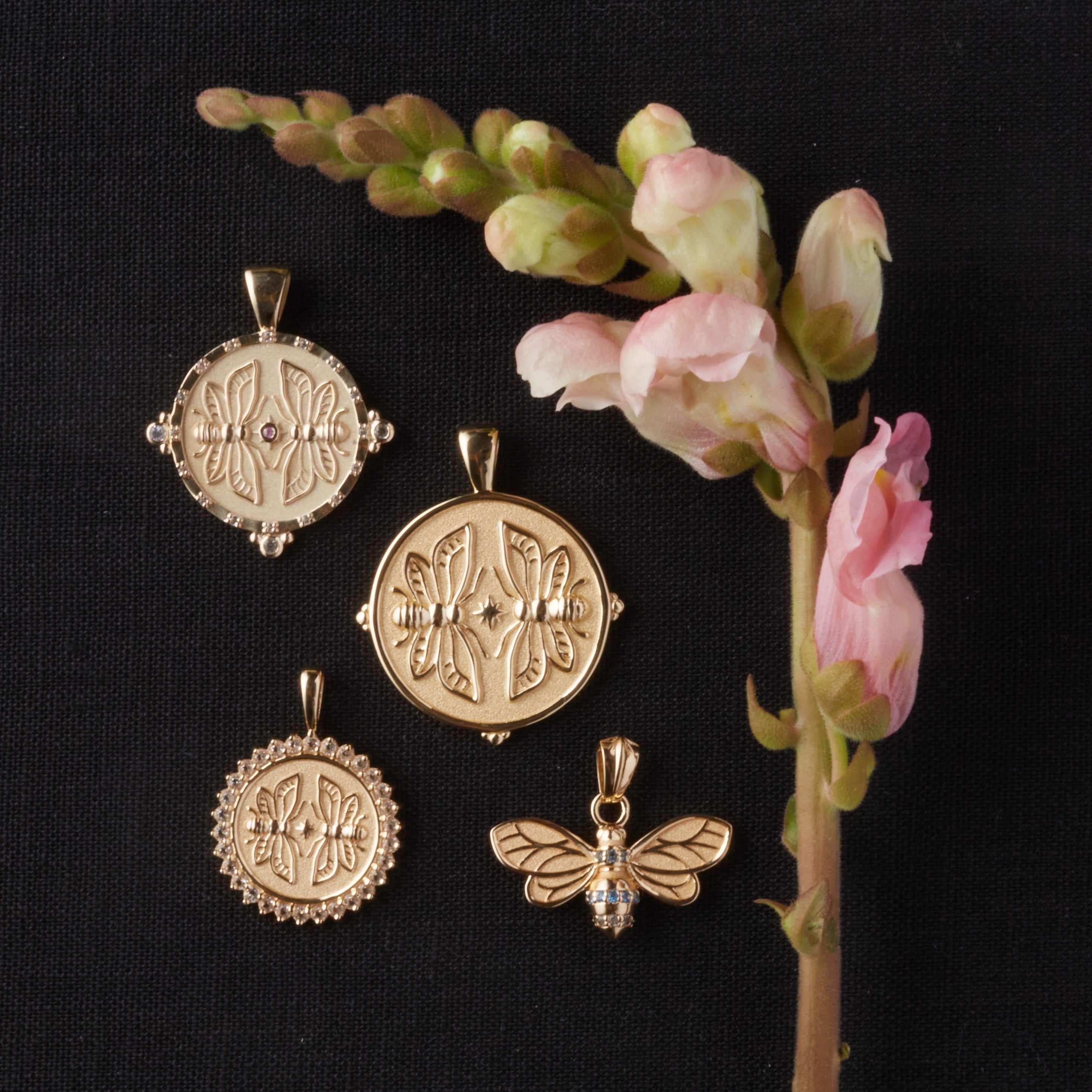 Jane Win SISTERS Forever Bee Pendant Necklace