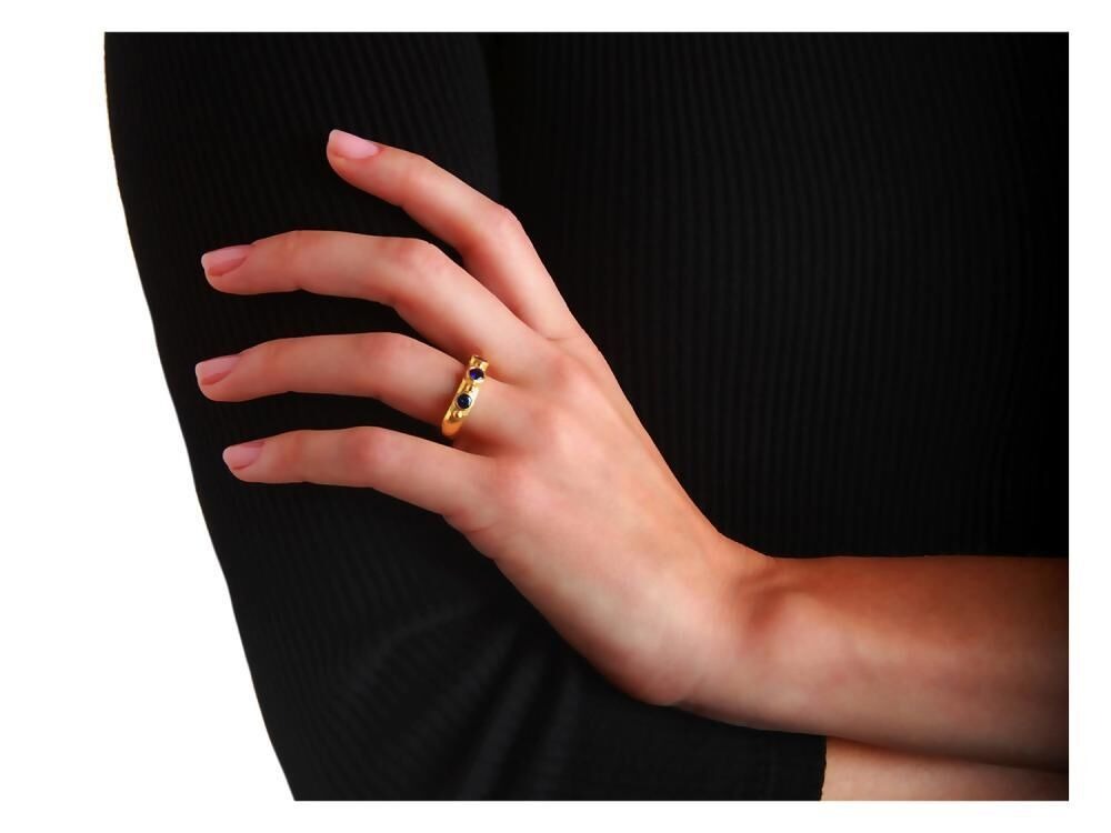 Elizabeth Locke Round Blue Sapphire Gold Dot Stack Ring