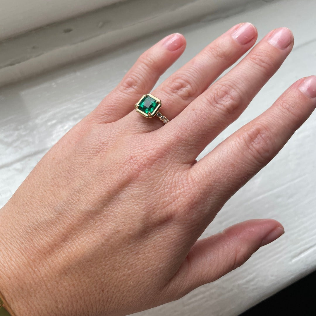 Single Stone Emerald Ella Ring