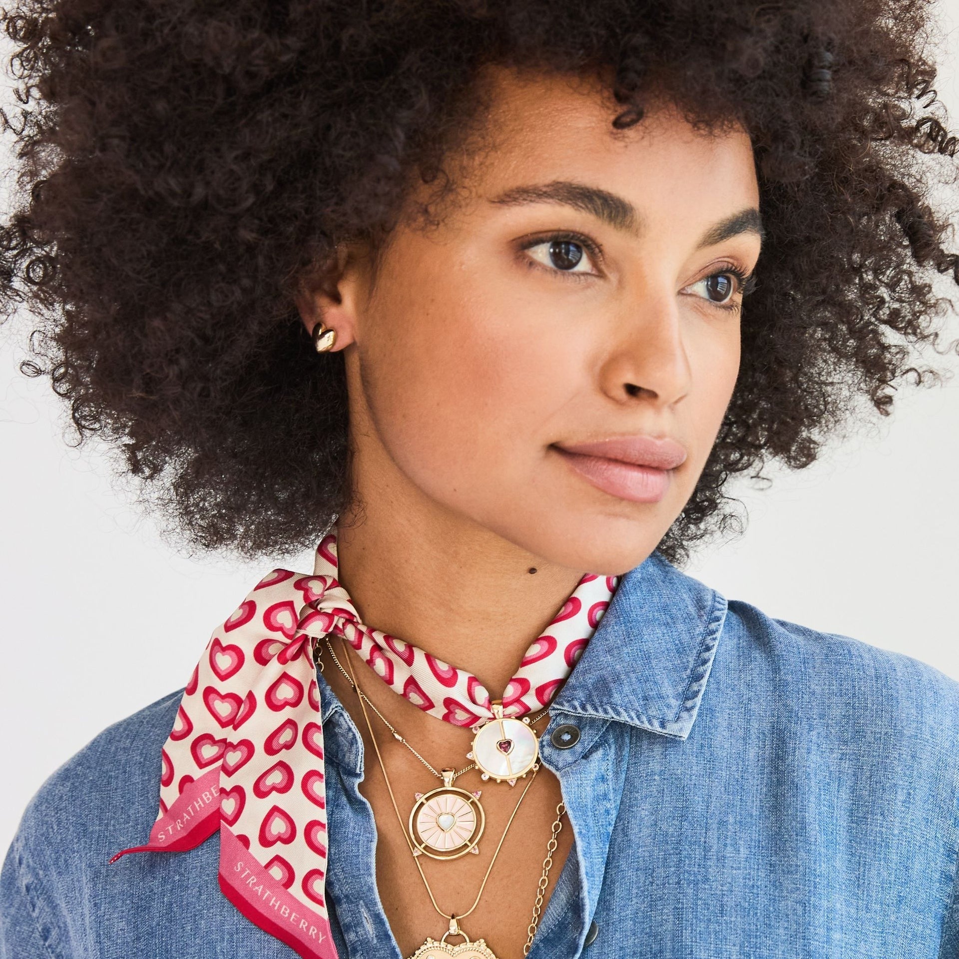 Jane Win LOVE Tender Heart Stud Earrings