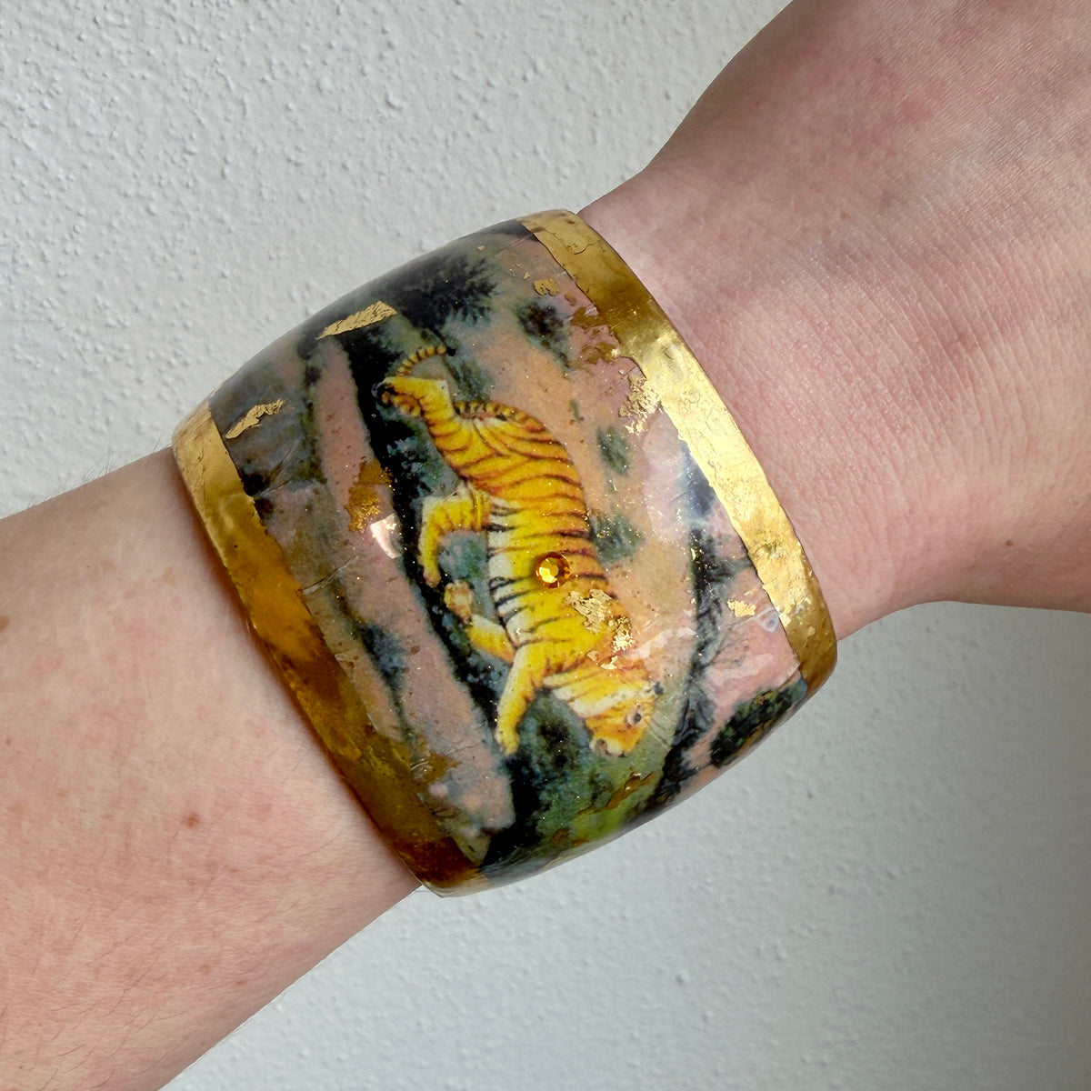 Evocateur Jaipur Tiger 22K Gold Leaf Cuff 2"